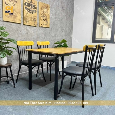 Bàn Ăn 4 chân sắt thẳng và Ghế Tỉ Tôm Lưng Sọc BGA34