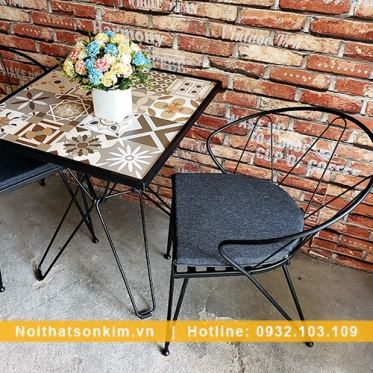 Bàn Ghế Cafe Chân Sắt BGC121