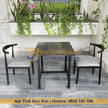 Bộ Bàn Ăn Chân A Kết Hợp Với Ghế Bull Sắt Rẻ Đẹp Chất Lượng BGA39