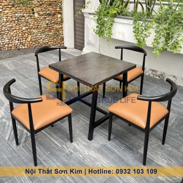 Bộ Bàn Ăn Chân A Kết Hợp Với Ghế Bull Sắt Rẻ Đẹp Chất Lượng BGA39 Bộ Bàn Ăn Chân A Kết Hợp Với Ghế Bull Sắt Rẻ Đẹp Chất Lượng BGA39
