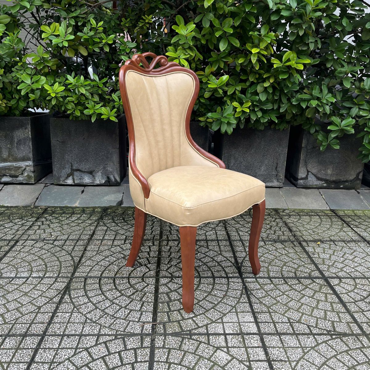 ban-Wanda-ghe-Nova-8