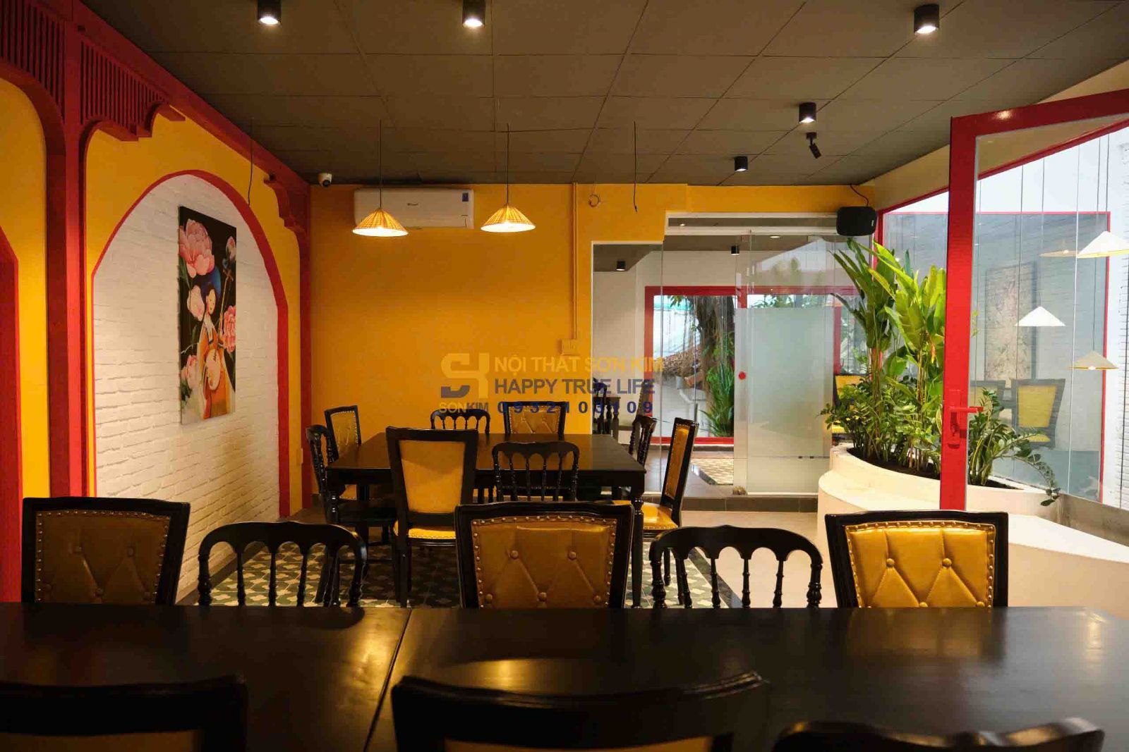 Cafe-Hue-Sac-2