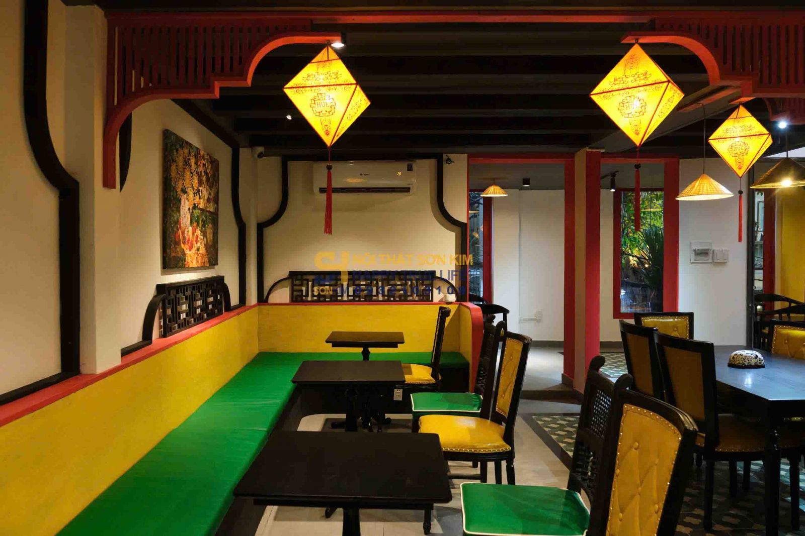 Cafe-Hue-Sac-1