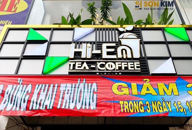 khai trương quán trà sữa Hi-en