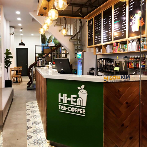 không gian quầy ba tại quán trà sữa Hi-en