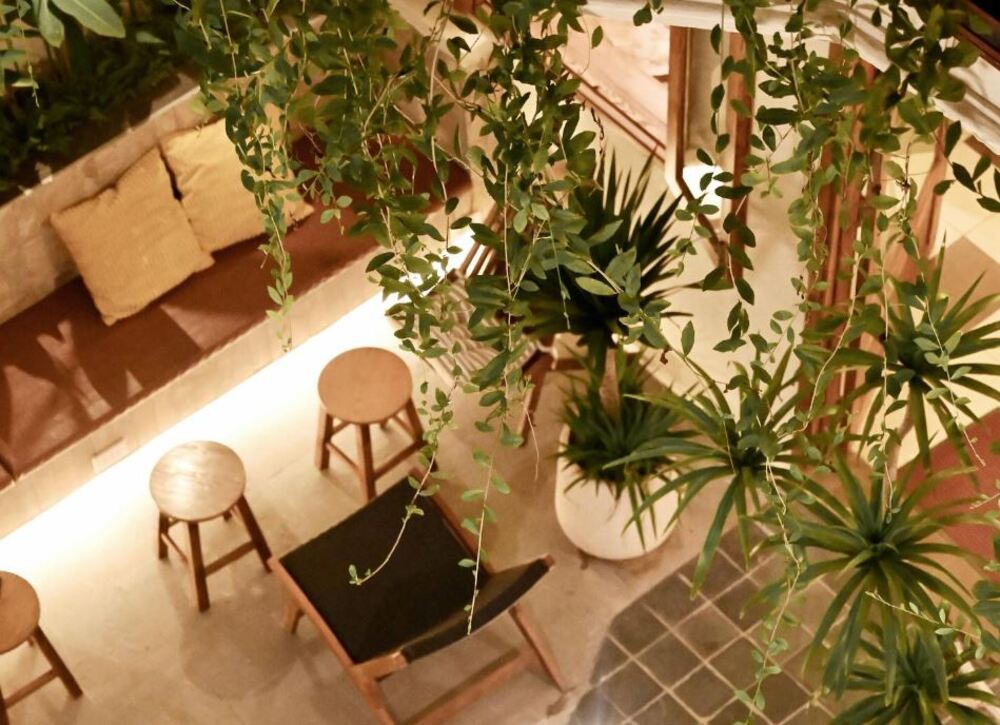 thiết kế ánh sáng quán cafe 3 lớp ambient accent task lighting