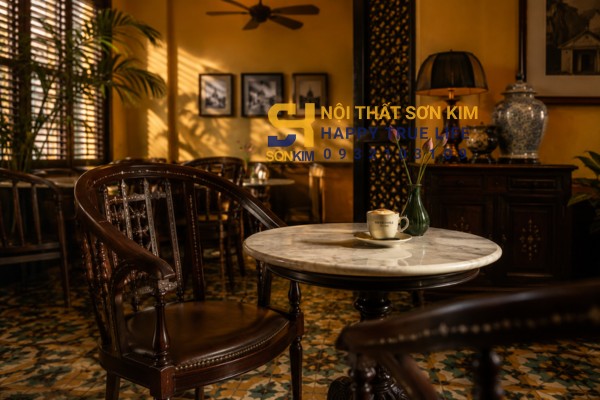 bàn ghế cafe decor phong cách Indochine gỗ tự nhiên chi tiết khảm