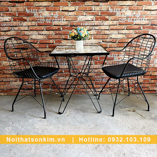 bo ban ghe cafe khung sat ngoai troi