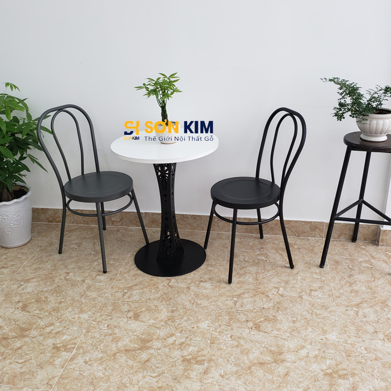 bàn ghế cafe ngoài trời