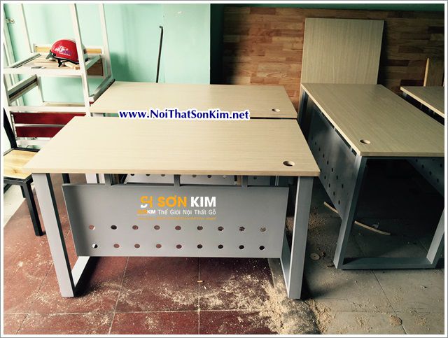 bàn làm việc văn phòng bvp01
