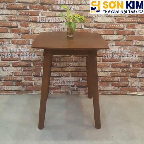 ban go cafe bc18