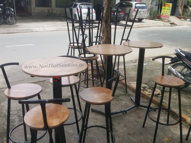 ban ghe quay bar cafe