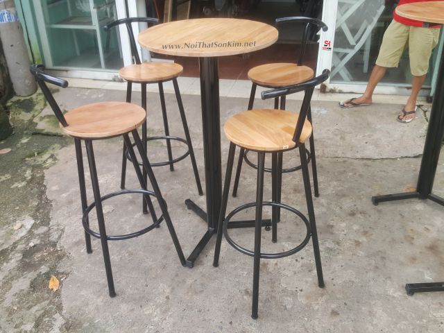 ban ghe quan cafe