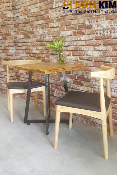 ban ghe cafe ngoai troi gia re
