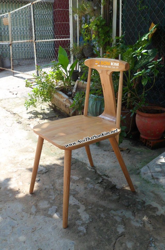 mau ban ghe go quan cafe dep