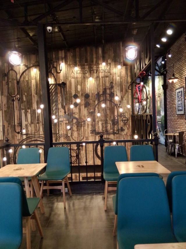 bo ban ghe quan cafe san vuon 