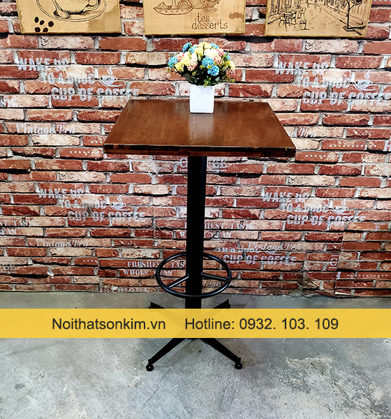 Bàn ngồi quán bar mặt gỗ vuông BC46